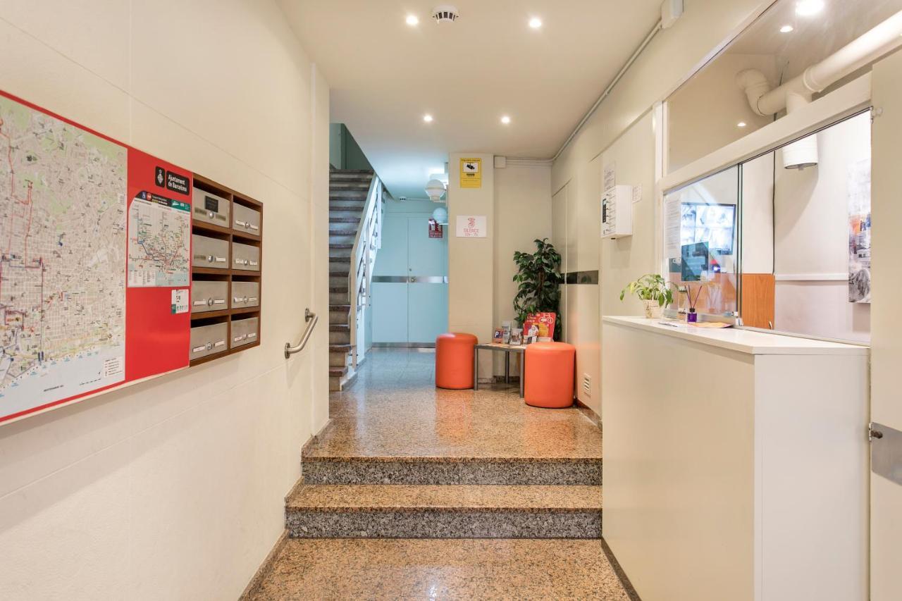 Apartments Sata Sagrada Familia Area Barcelona Exterior photo